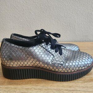 Texto Shoes Womens Size 37 Silver Black Platform Lace Up Faux Snakeskin Leather